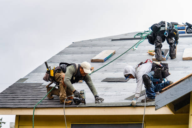 Professional Gutter Installation technician working in Unionville, IN